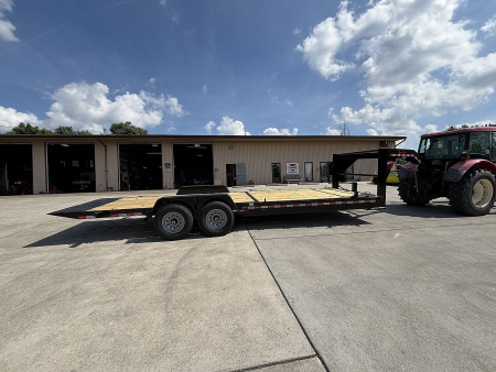 New 2026 Quality Trailers 24' Pro Series Gooseneck Tilt Equipment Hauler Trailer - 15000# GVWR