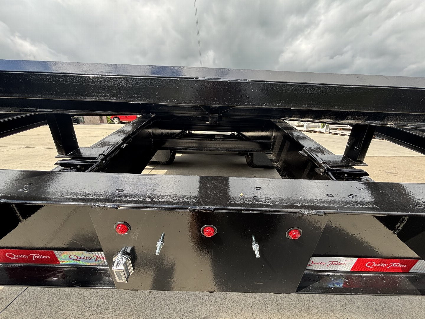 New 2026 Quality Trailers 30' Gooseneck (26' + 4' Pop Up Dovetail) Pro Series - Tandem Dually - 25000# GVWR