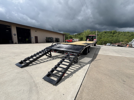 New 2026 Quality Trailers 30' Gooseneck (26' + 4' Pop Up Dovetail) Pro Series - Tandem Dually - 25000# GVWR
