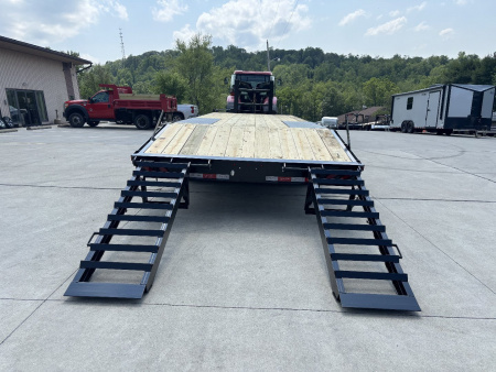 New 2026 Quality Trailers 25' Gooseneck (20' + 5' Dovetail) Pro Series Deckover Trailer - Tandem Dually - 25000# GVWR