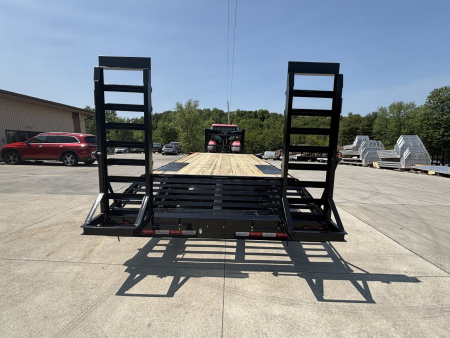 New 2026 Quality Trailers 24' Gooseneck (20' + 4' Pop Up Dovetail) Pro Series - 17000# GVWR
