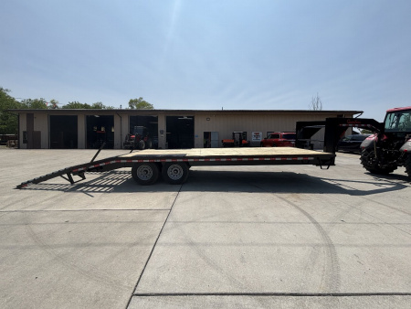 New 2026 Quality Trailers 24' Gooseneck (20' + 4' Pop Up Dovetail) Pro Series - 17000# GVWR