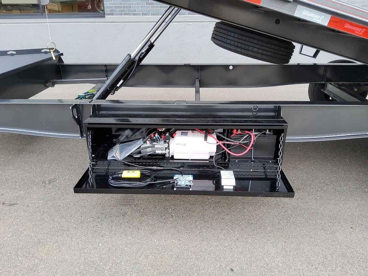 New (T1304750) 2026 Diamond C DET