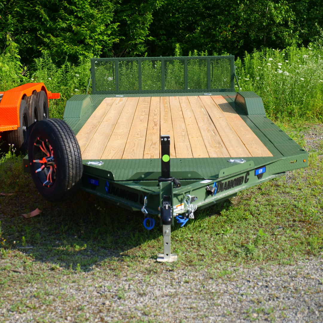 New 2025 Diamond C Trailers 83"X22' FLATBED GTF235 Car / Racing Trailer