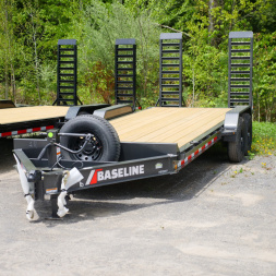 New 2025 Diamond C Trailers 82 X22' LOW PROFILE HEQ207 Equipment Trailer