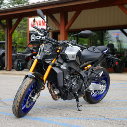 New 2025 Yamaha MT09 Motorcycle (Street)