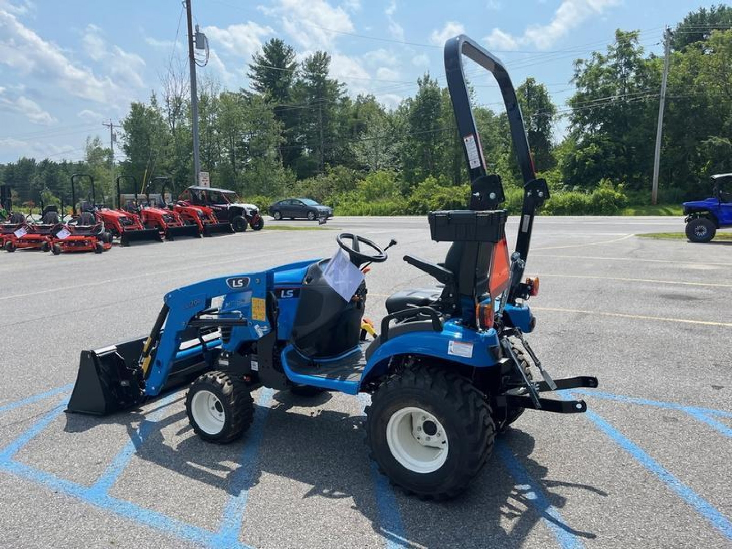 New 2024 LS Tractor MT125 WITH LOADER Tractor