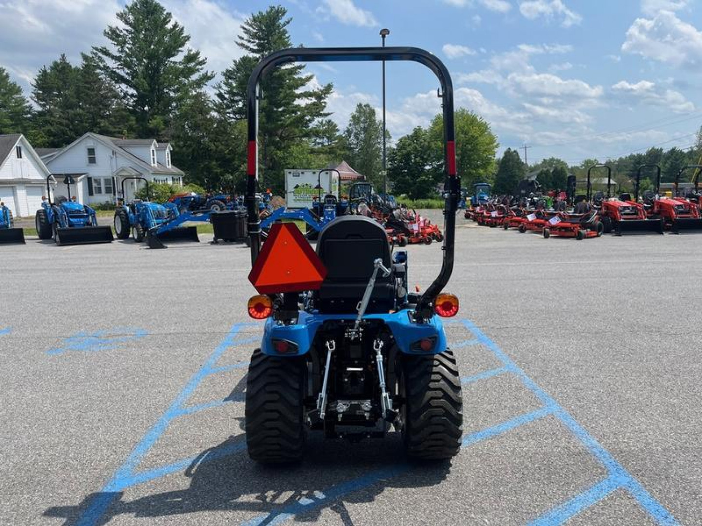 New 2024 LS Tractor MT125 WITH LOADER Tractor