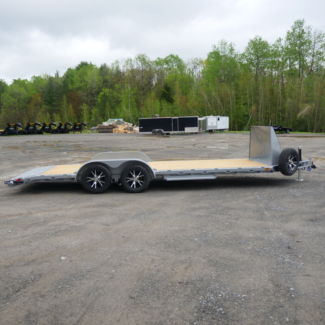 New 2025 Diamond C Trailers 83"X20' FLATBED GTF235 Car / Racing Trailer