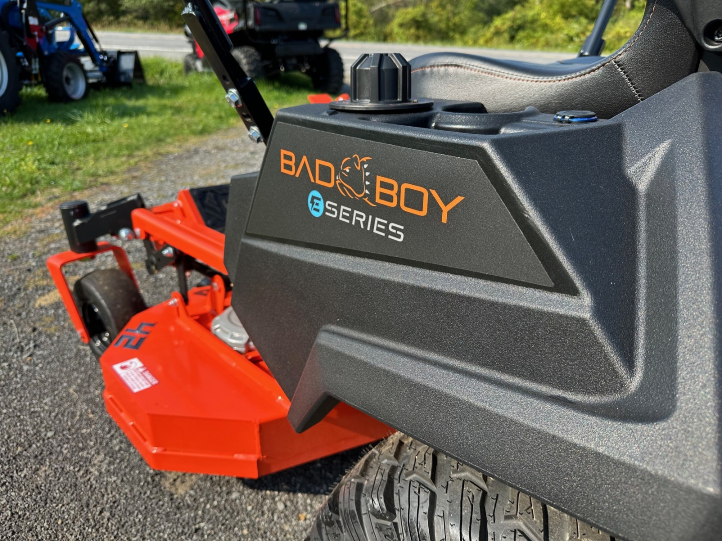 New 2024 Bad Boy RAMBLER 42" E SERIES Lawn Mowers