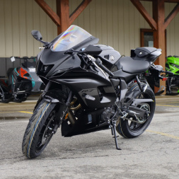 New 2025 Yamaha YZFR7 Motorcycle (Street)