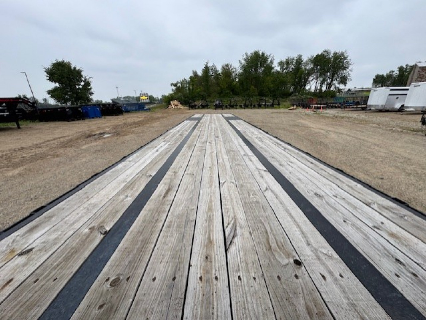 Used 2022 BIG TEX TRAILER CO 22GN-40BK8SIR Flatbed Trailer