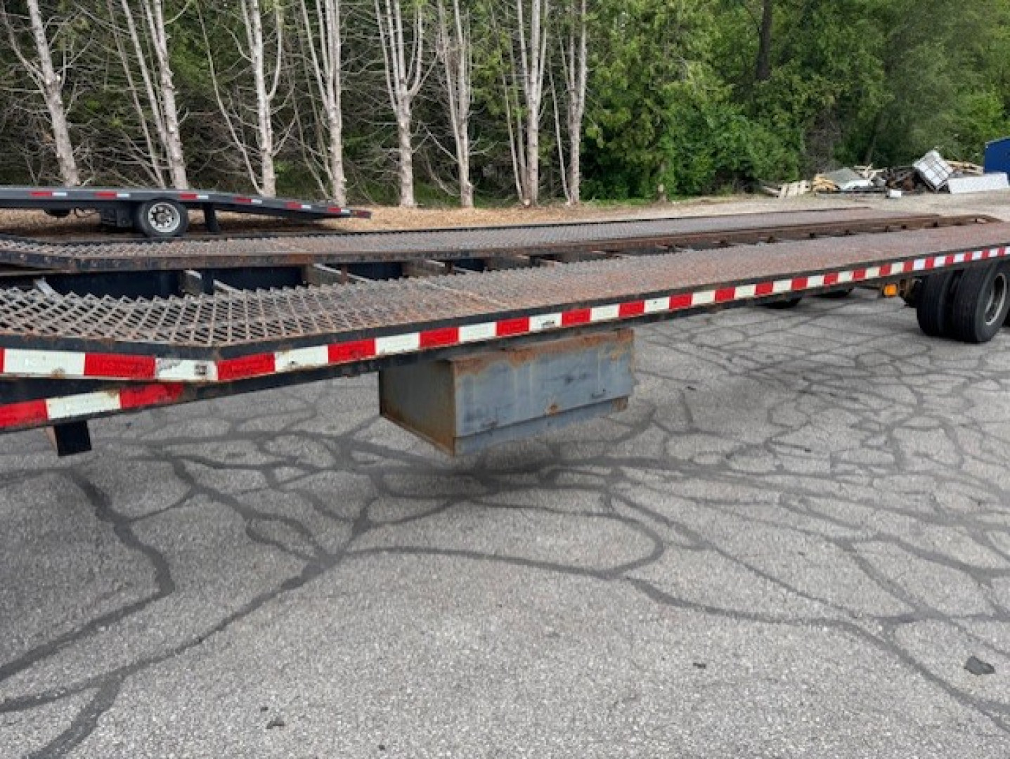 Used 2017 Kaufman Trailers FV-10K-53D Flatbed Trailer