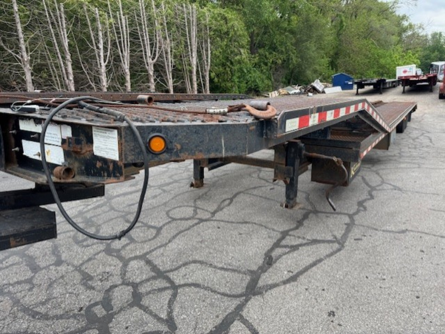 Used 2017 Kaufman Trailers FV-10K-53D Flatbed Trailer
