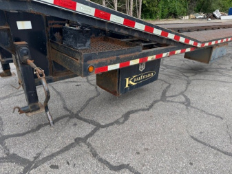 Used 2017 Kaufman Trailers FV-10K-53D Flatbed Trailer