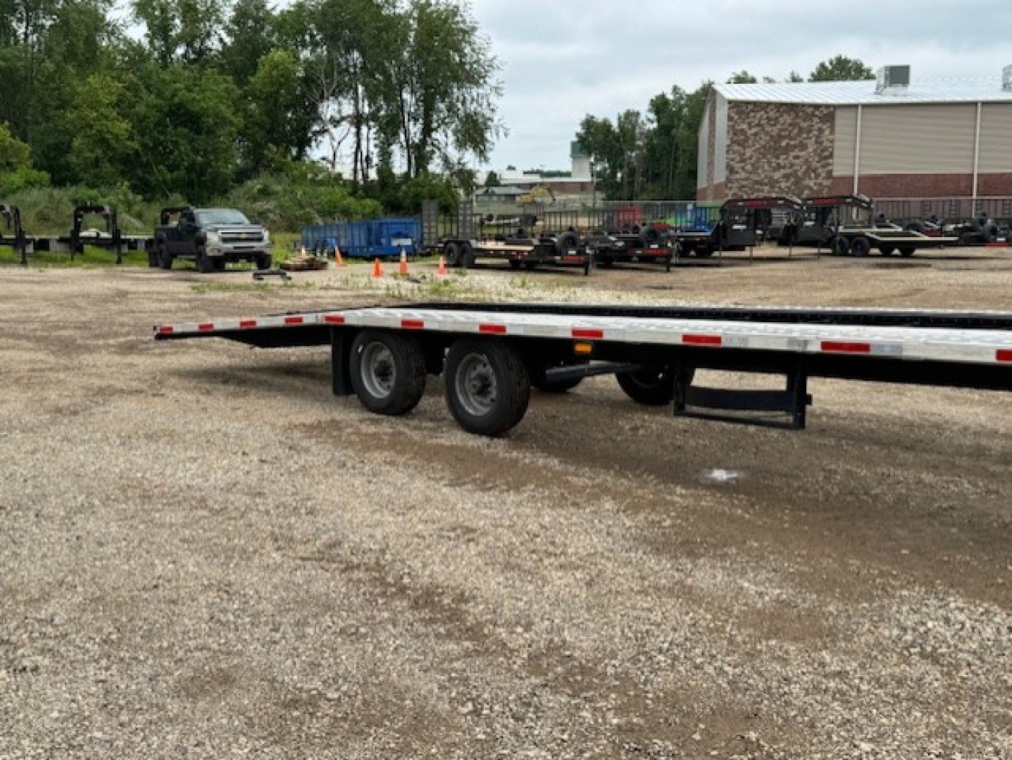 Used 2023 Shipshe Trailers FD-306 REV A Flatbed Trailer