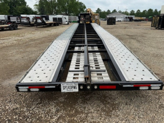 Used 2023 Shipshe Trailers FD-306 REV A Flatbed Trailer