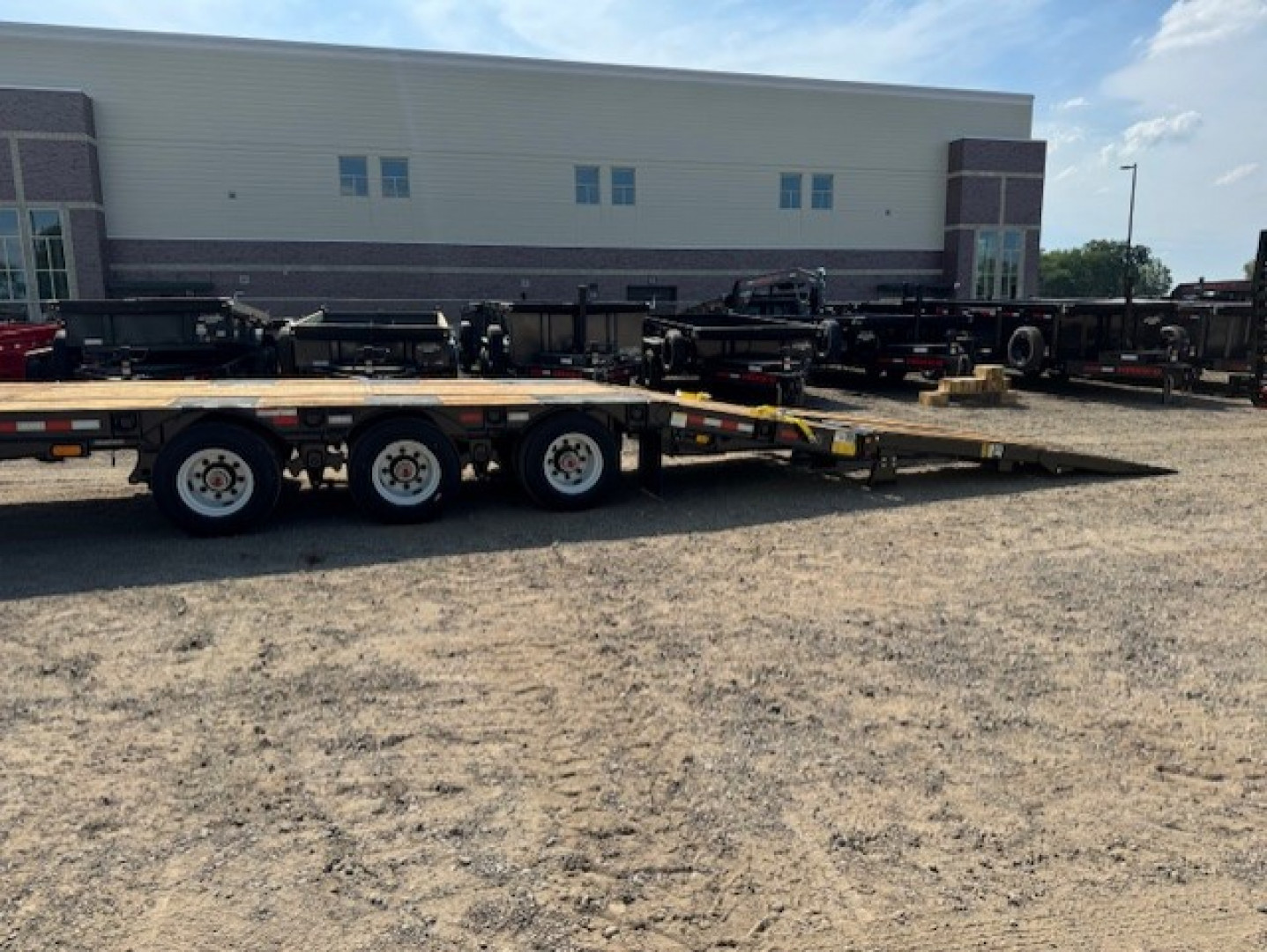 New 2026 Behnke FB8X33SDPT-50L Flatbed Trailer