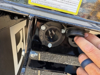 New 2026 Behnke FB8X33SDPT-50L Flatbed Trailer