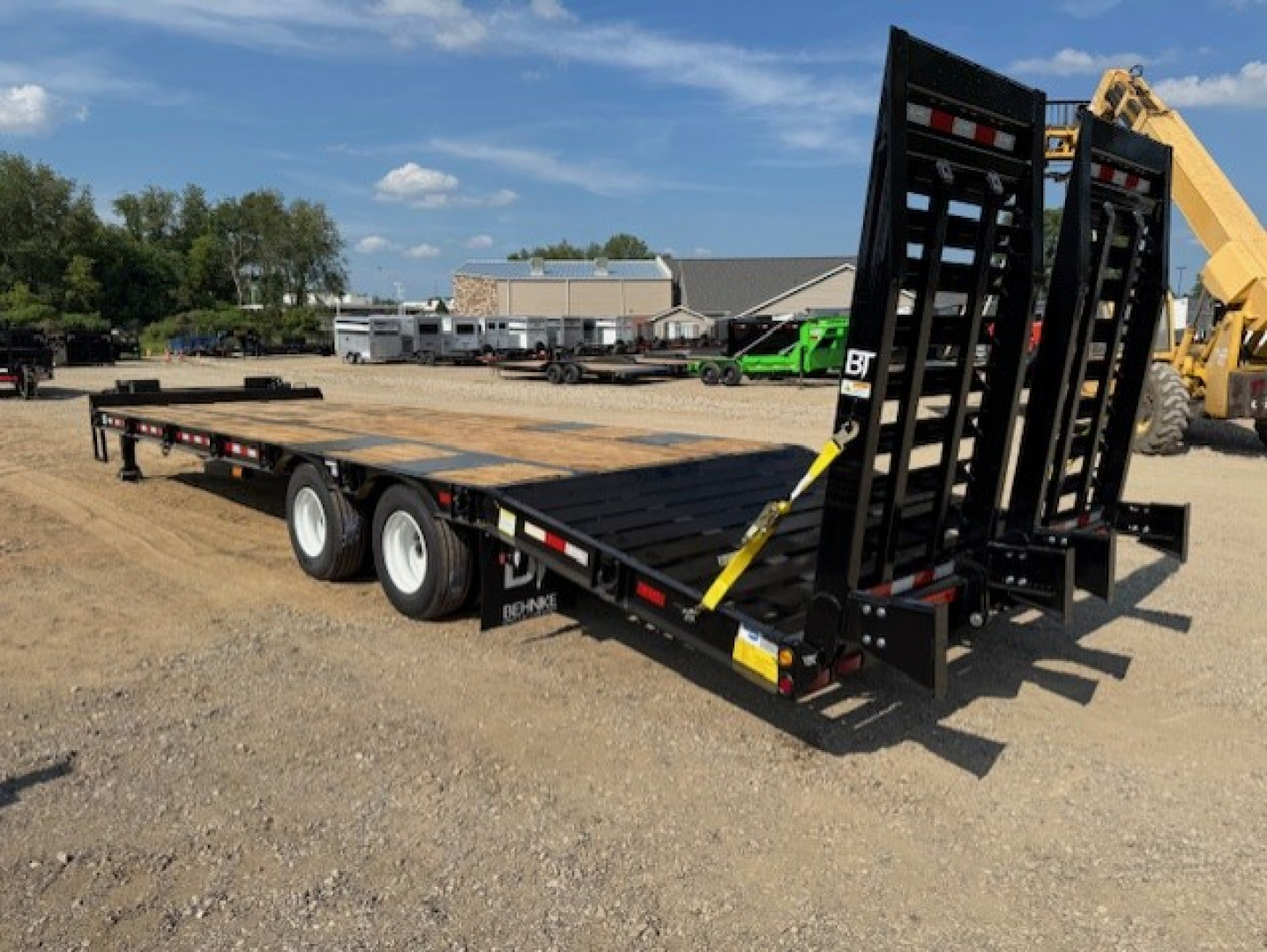 New 2026 Behnke FB8X31SDPT-40L Flatbed Trailer