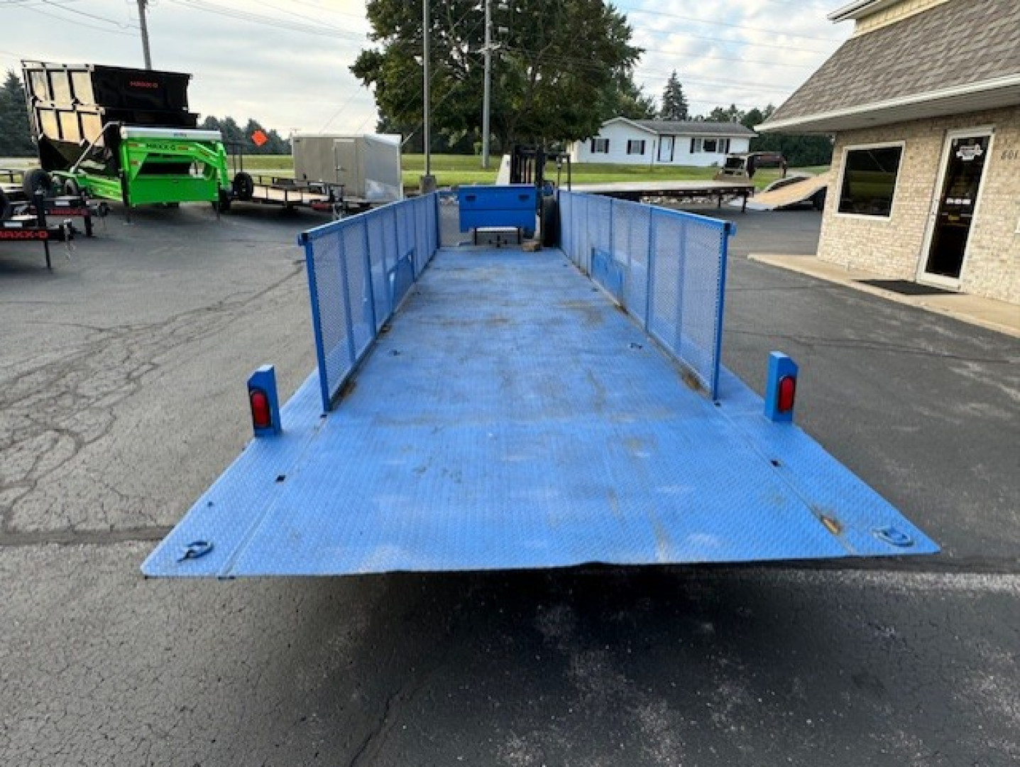 Used 2005 JBE 2AX Tilt Trailer