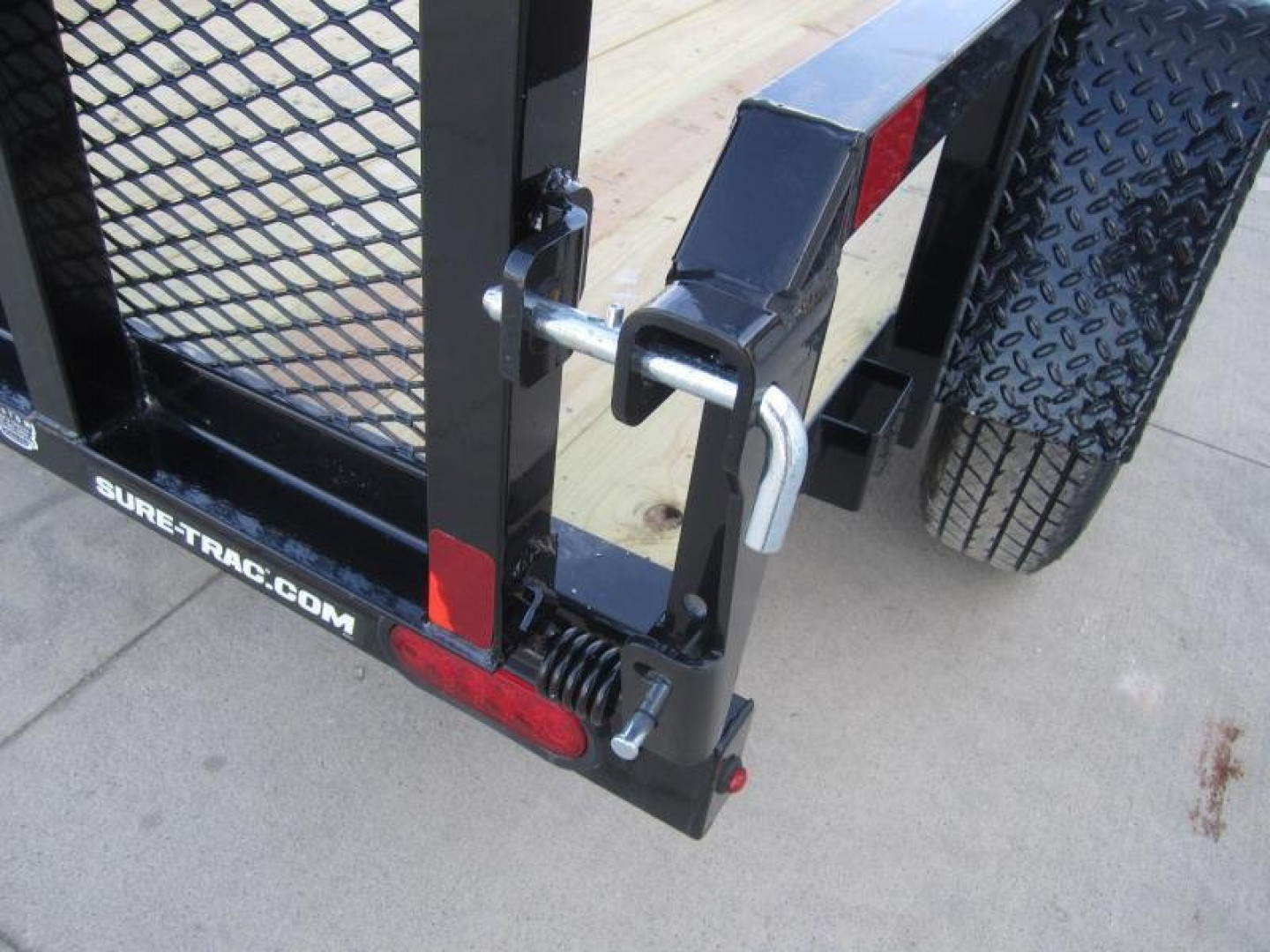 New Sure-Trac 5 X 8 Tube Top Utility  3K Idler