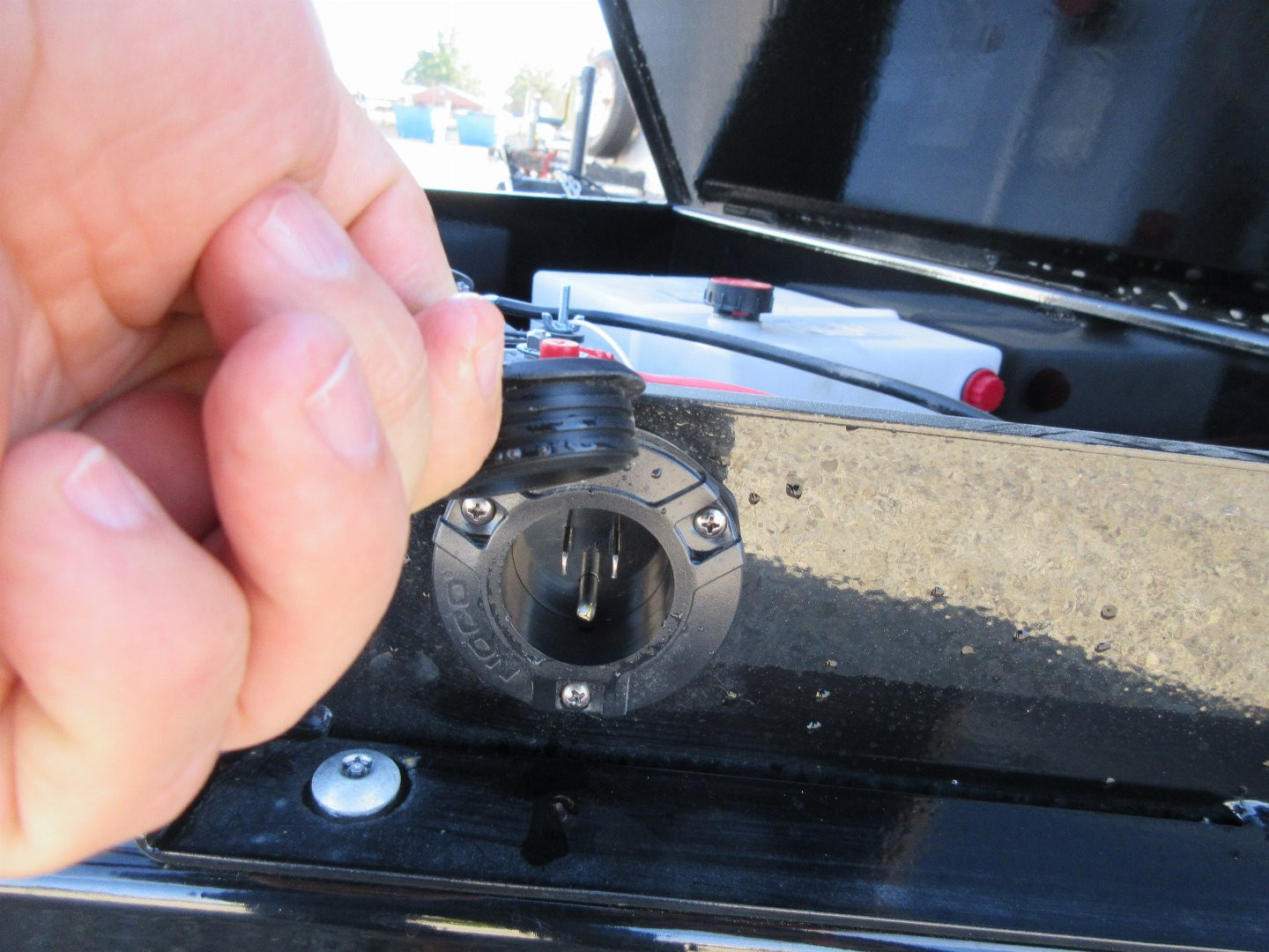 New 2025 Sure-Trac 82 IN x 14 HD Low Profile Dump Trailer  14K Telescopic