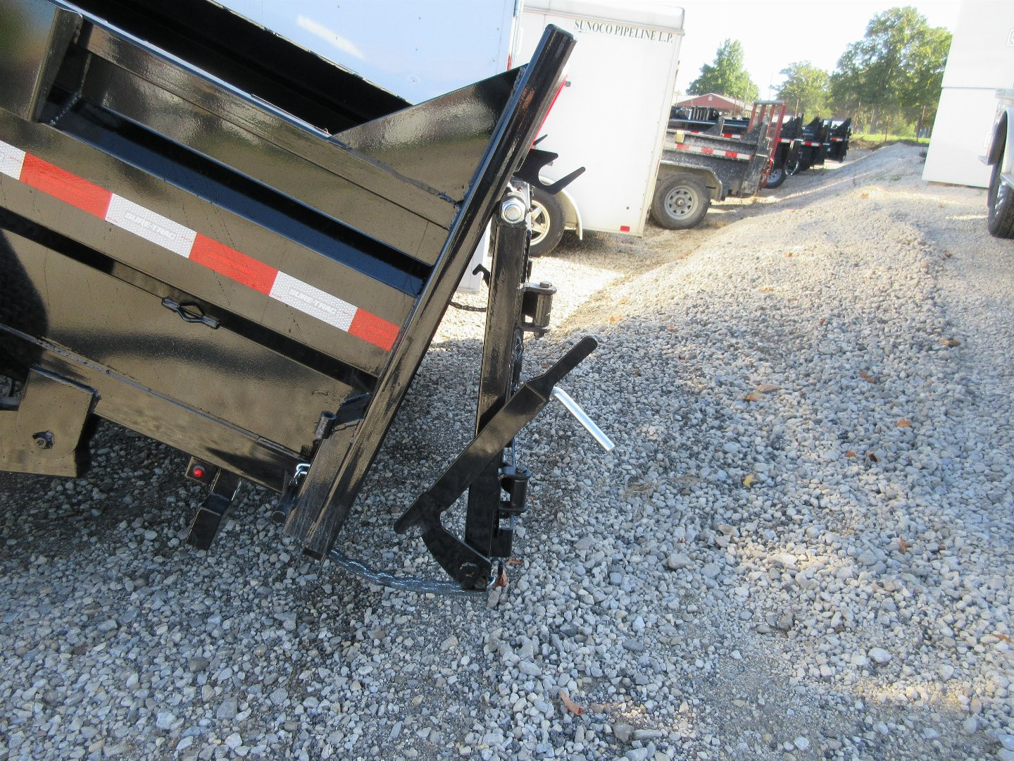 New 2025 Sure-Trac 82 IN x 14 HD Low Profile Dump Trailer  14K Telescopic