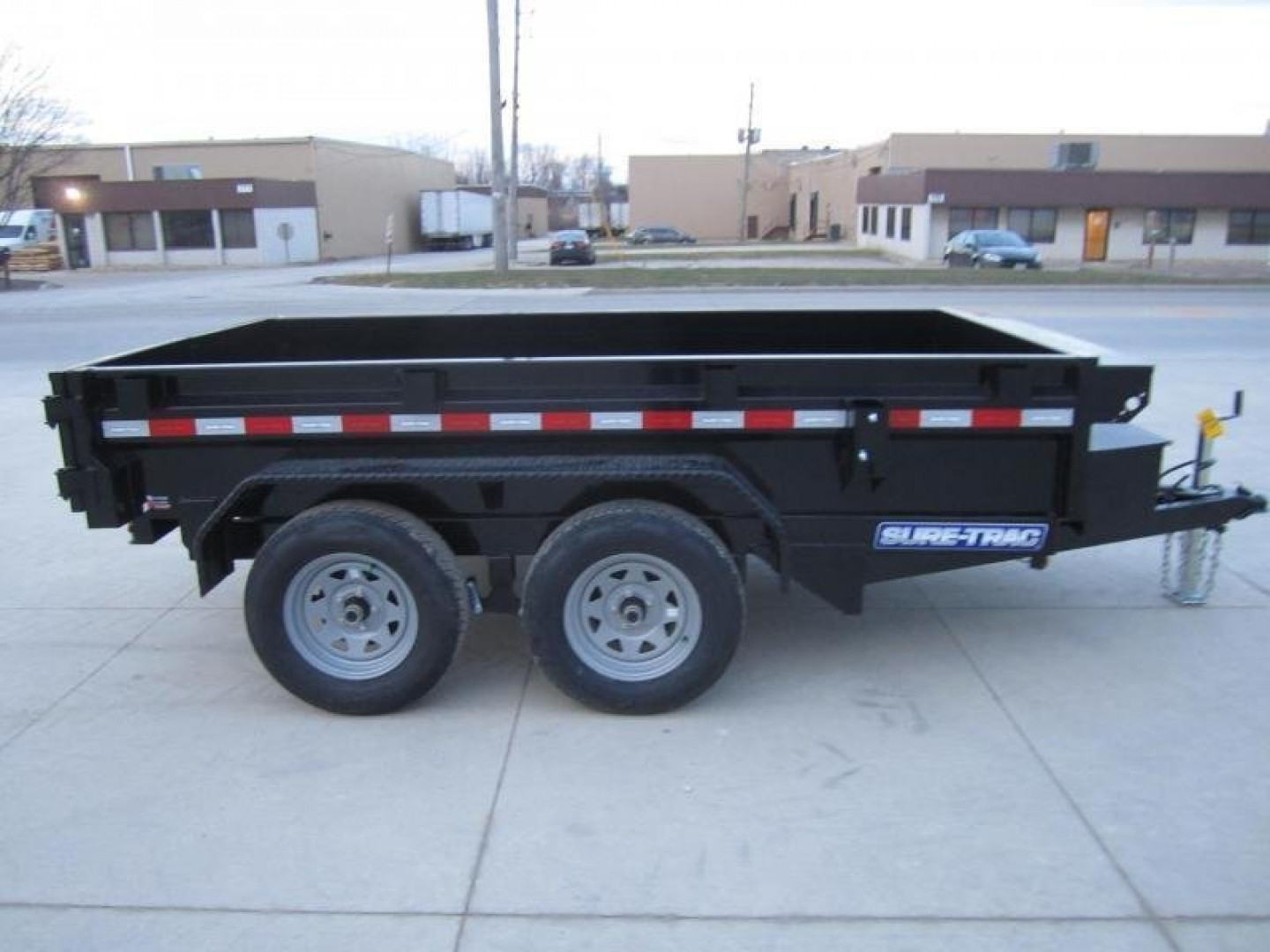 New Sure-Trac 62in x 10 LProfile Dump 7K Single Ram