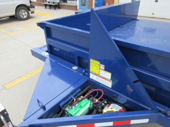 New 2024 Air Tow 75"X14' HYDRAULIC DROP DECK UTILITY BED TRAILER Specialty Trailer