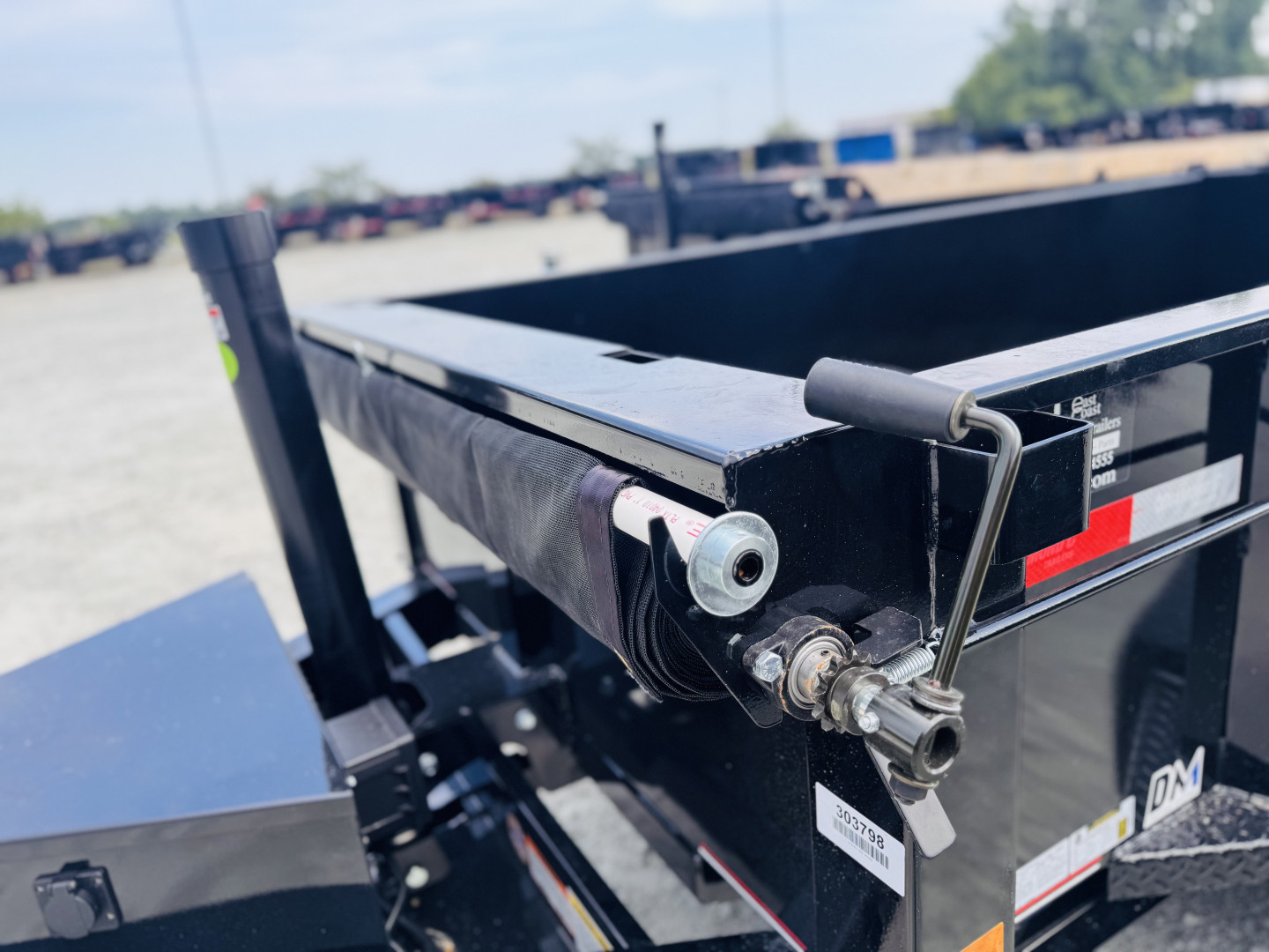 New 2026 Diamond C GDT235 5x10 Trunnion Hoist Dump Trailer