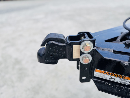 New 2026 Diamond C GDT235 5x10 Trunnion Hoist Dump Trailer