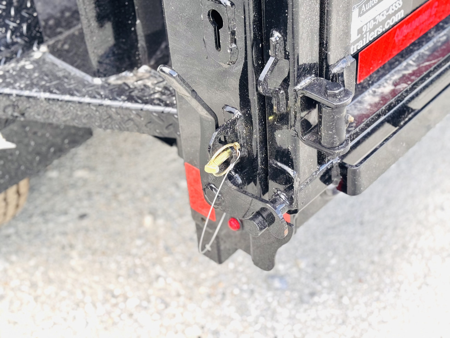 New 2026 Diamond C GDT235 5x10 Trunnion Hoist Dump Trailer