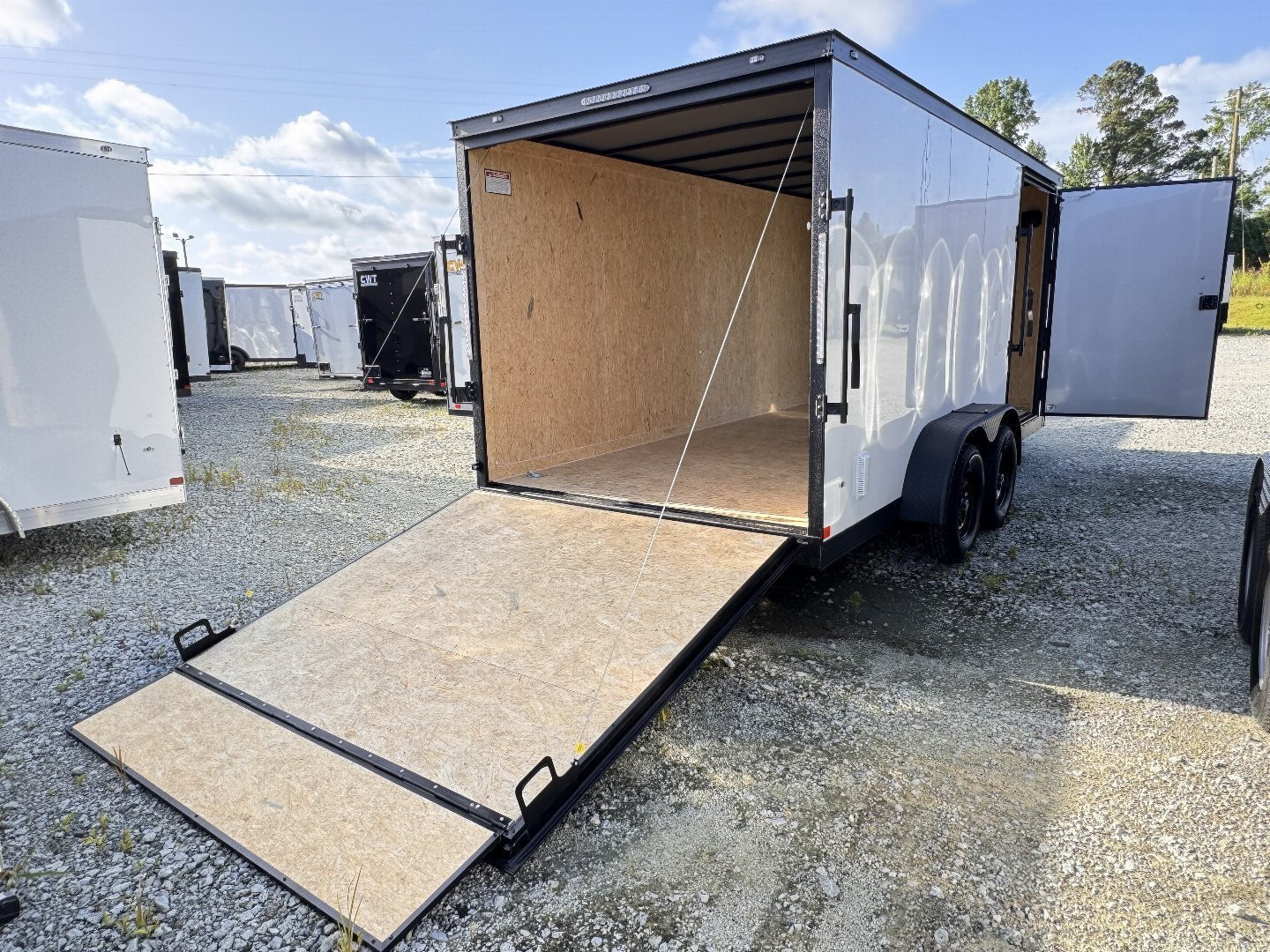 2025 Covered Wagon photo 4