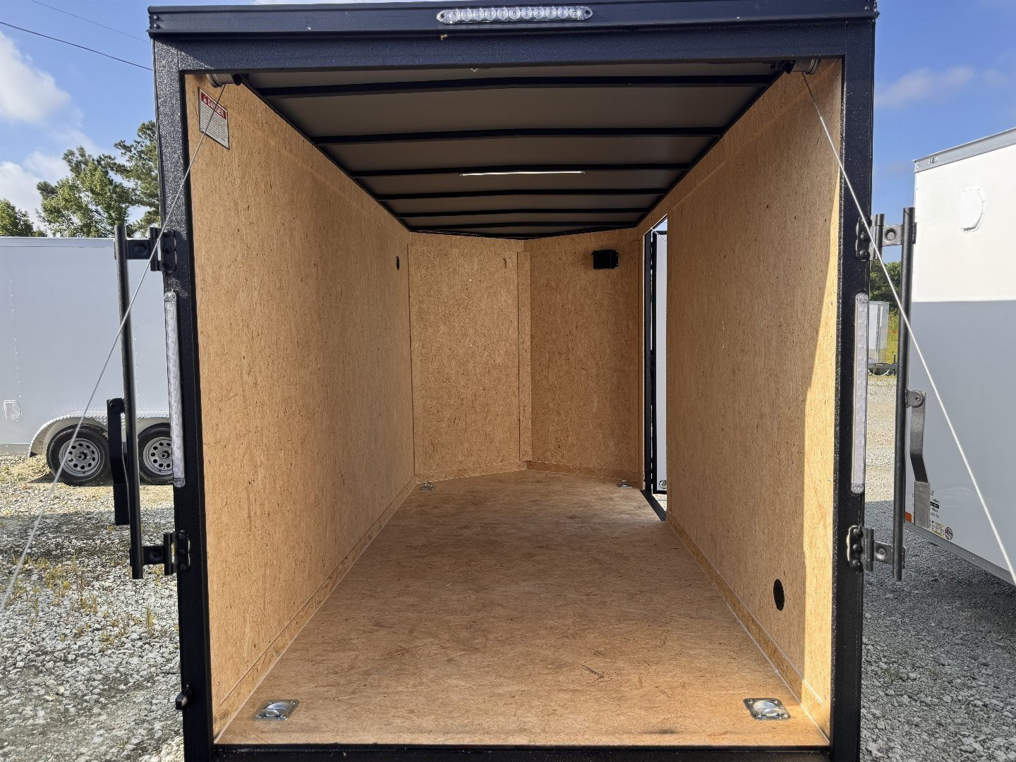 2025 Covered Wagon photo 7