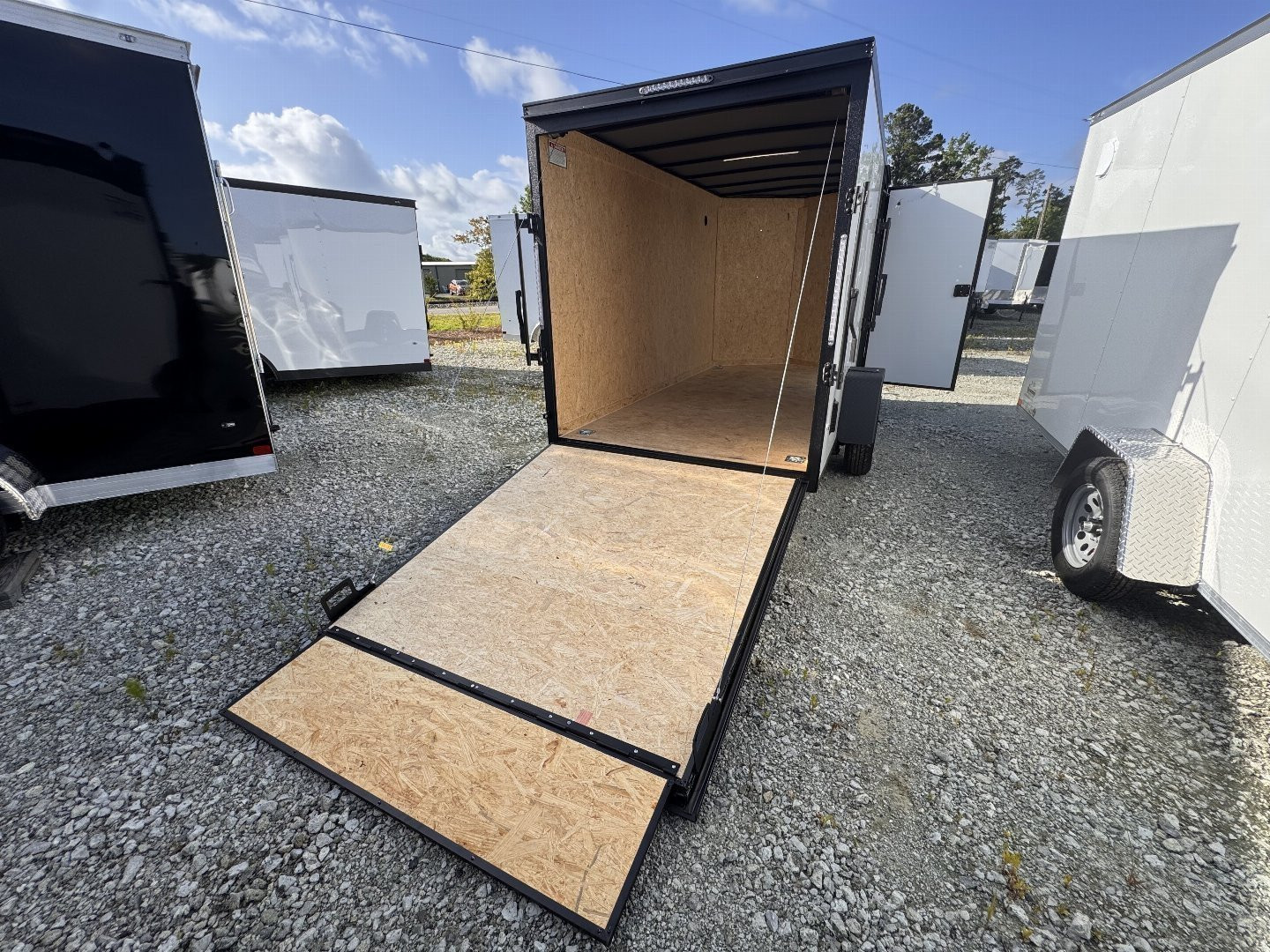 2025 Covered Wagon photo 6