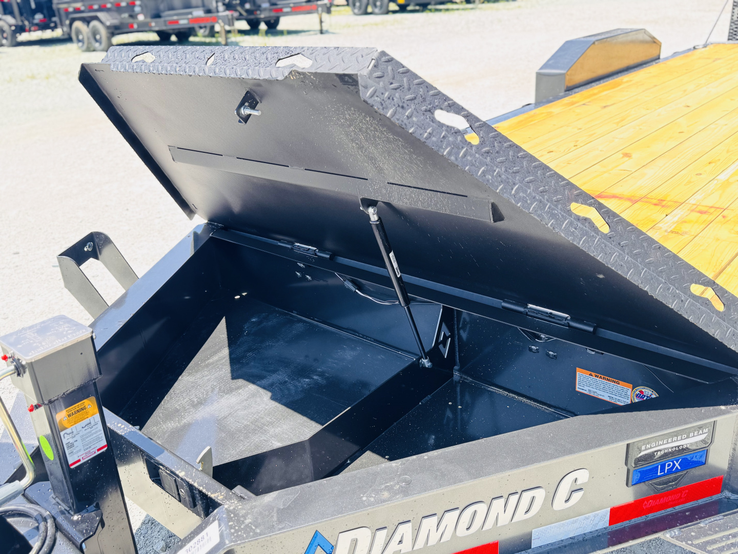 New 2025 Diamond C Trailers Equipment Trailer