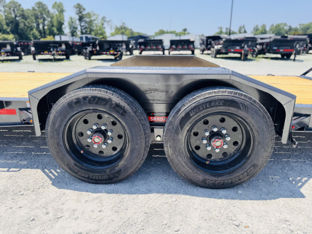 New 2025 Diamond C Trailers Equipment Trailer