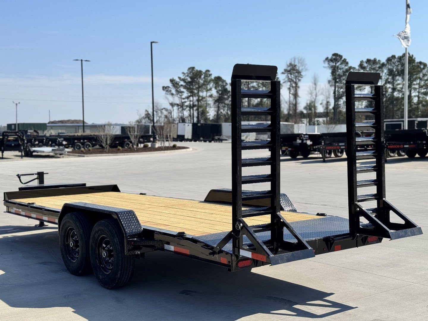 New 2025 Diamond C Trailers HEQ207-20 Equipment Trailer