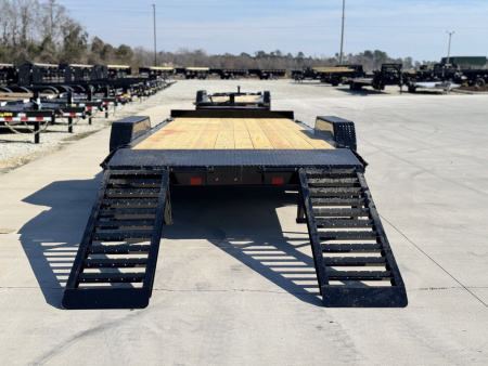 New 2025 Diamond C Trailers HEQ207-20 Equipment Trailer