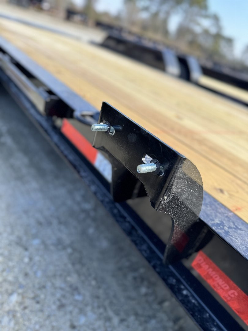 New 2025 Diamond C Trailers Equipment Trailer