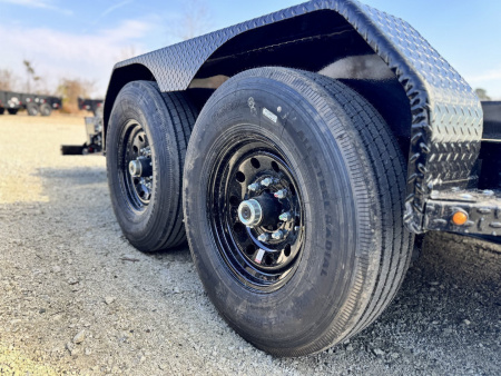 New 2025 Diamond C Trailers Equipment Trailer