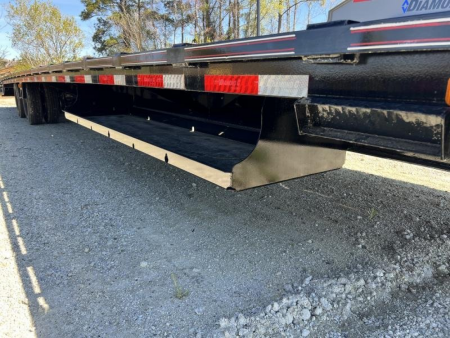 New *MEGA DEAL* 2022 Diamond C FMAX212 35+5 w/ Electric Over Hydraulic Brakes