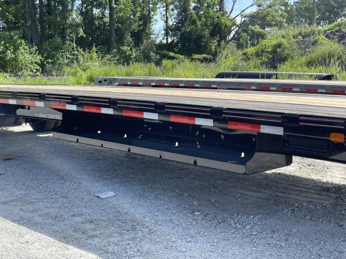 New MEGA DEAL! Diamond C FMAX Gooseneck Trailer with Electric over Hydraulic Brakes LOADED!!