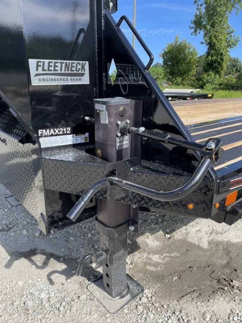New MEGA DEAL! Diamond C FMAX Gooseneck Trailer with Electric over Hydraulic Brakes LOADED!!