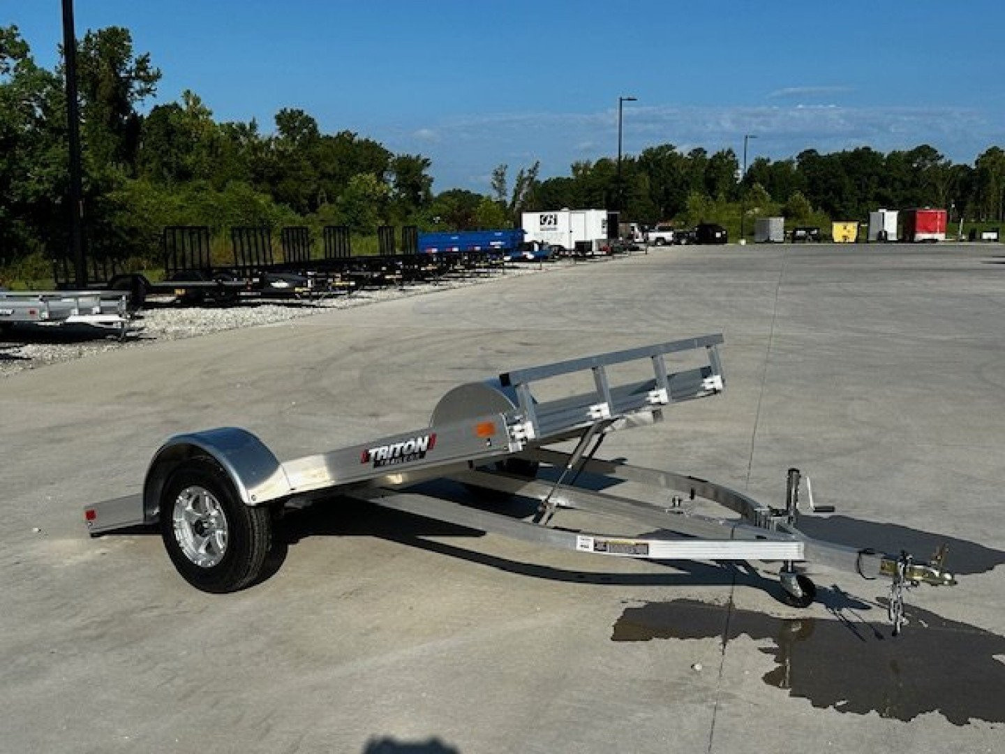 New ALUMINUM TILT Triton 72"x10'