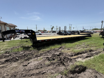 New 2025 Texas Bragg Trailers 35+5 Mega Ramps Flatbed Trailer
