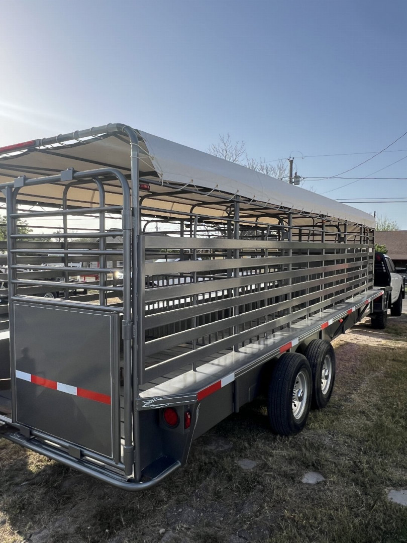 New 2025 W-W Trailer 24ft Stock Stock / Stock Combo Trailer