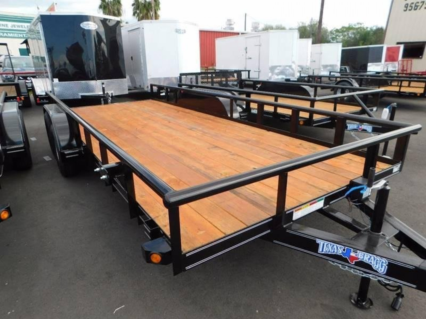 New 2025 TEXAS BRAGG TRAILERS 18' Tandem Axle Pipetop Utility Trailer