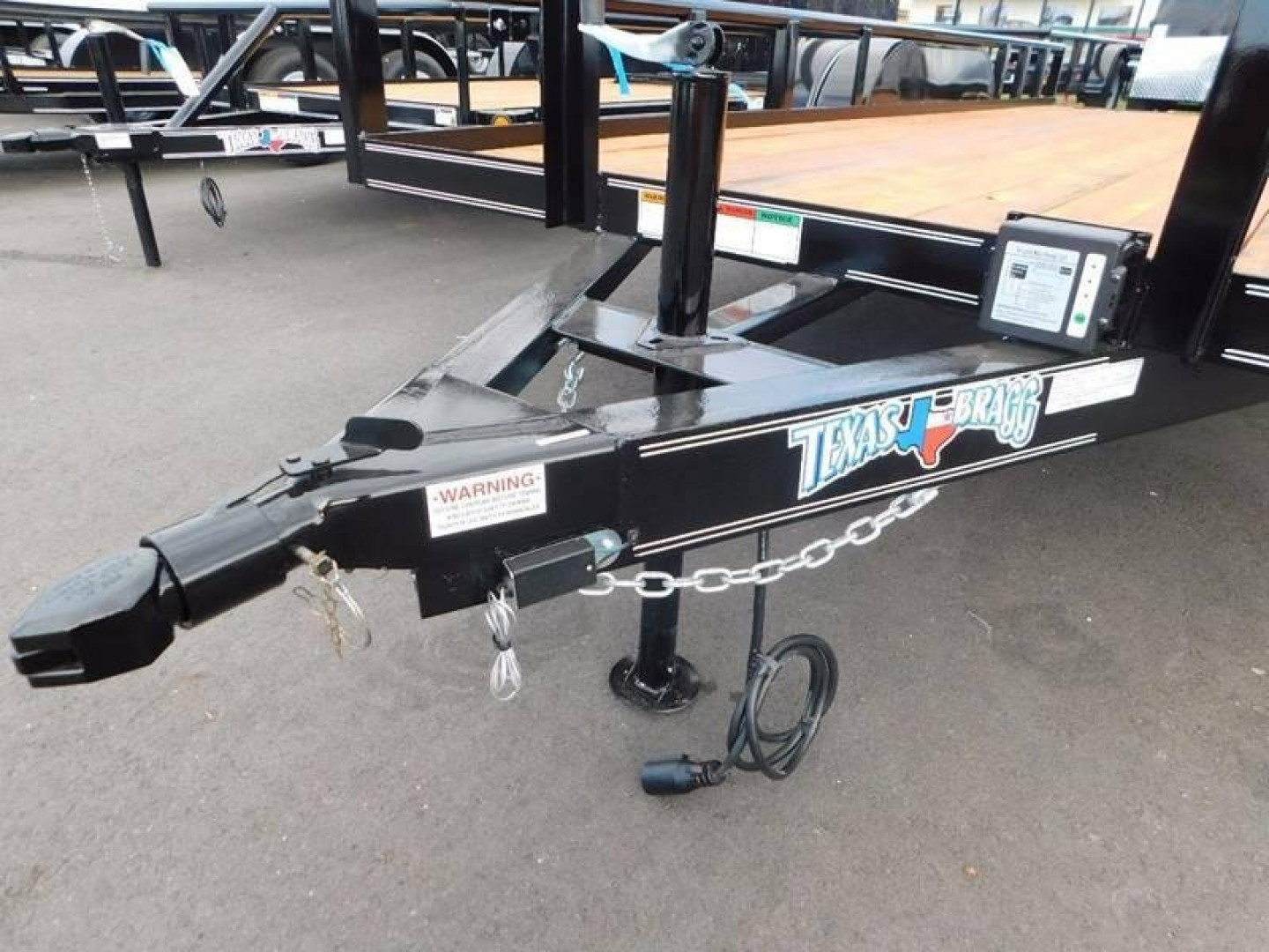 New 2025 TEXAS BRAGG TRAILERS 18' Tandem Axle Pipetop Utility Trailer